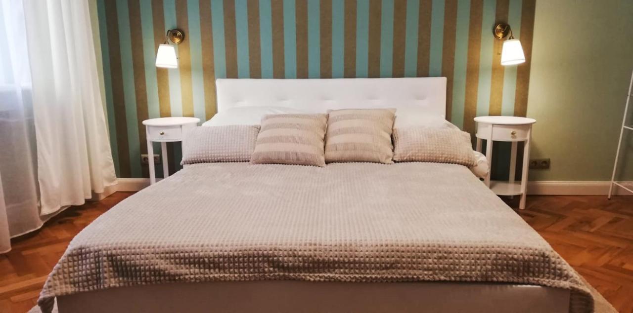 New Oldtown Apartment Near St Martin Cathedral, Ac, Balcony Μπρατισλάβα Εξωτερικό φωτογραφία
